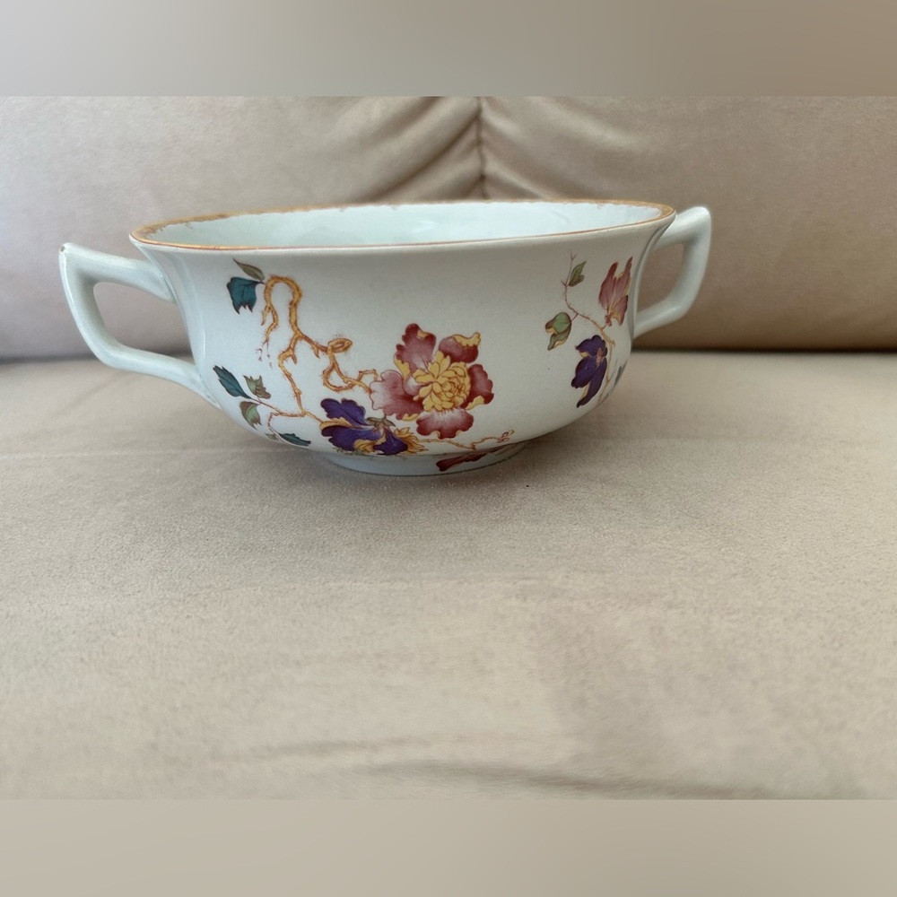 Wedgwood Georgetown Devon Rose Flat Cream Soup Bowl